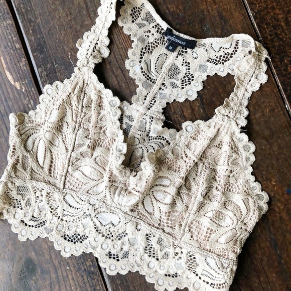 BACK IN STOCK NUDE RAZER BACK BRALETTE - Picture 2 of 2